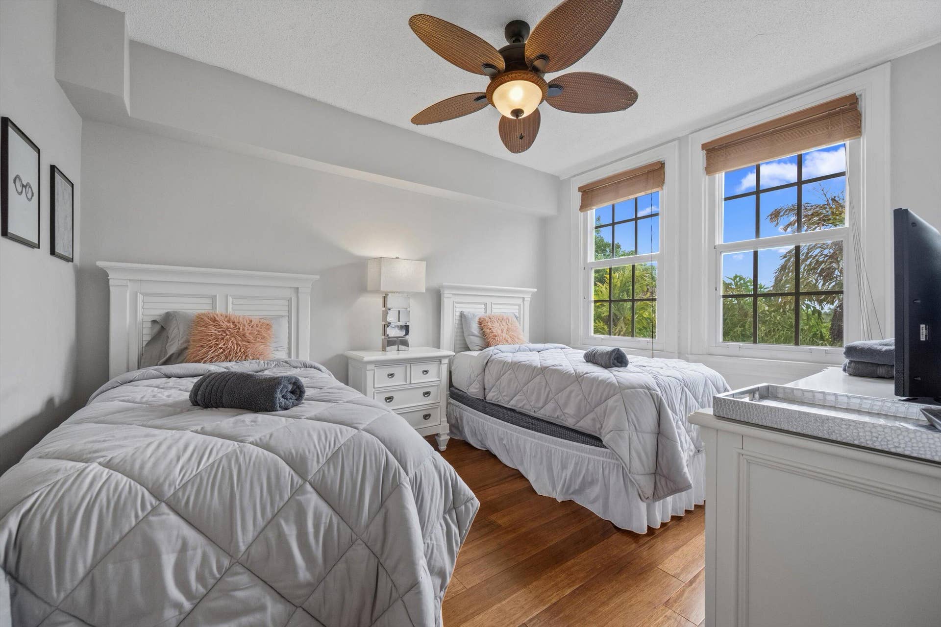 235 Sunrise Avenue, #3232, Palm Beach, FL 33480 17-DSC_4701
