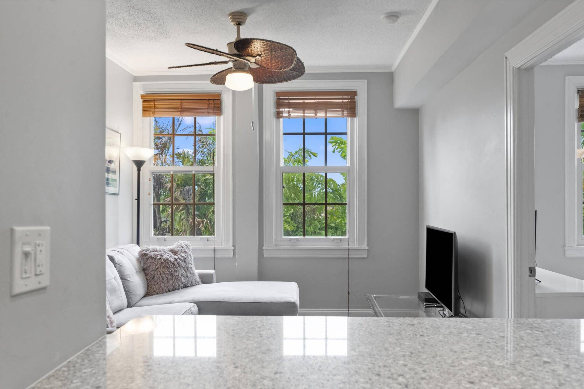 235 Sunrise Avenue, #3232, Palm Beach, FL 33480 12-DSC_4776