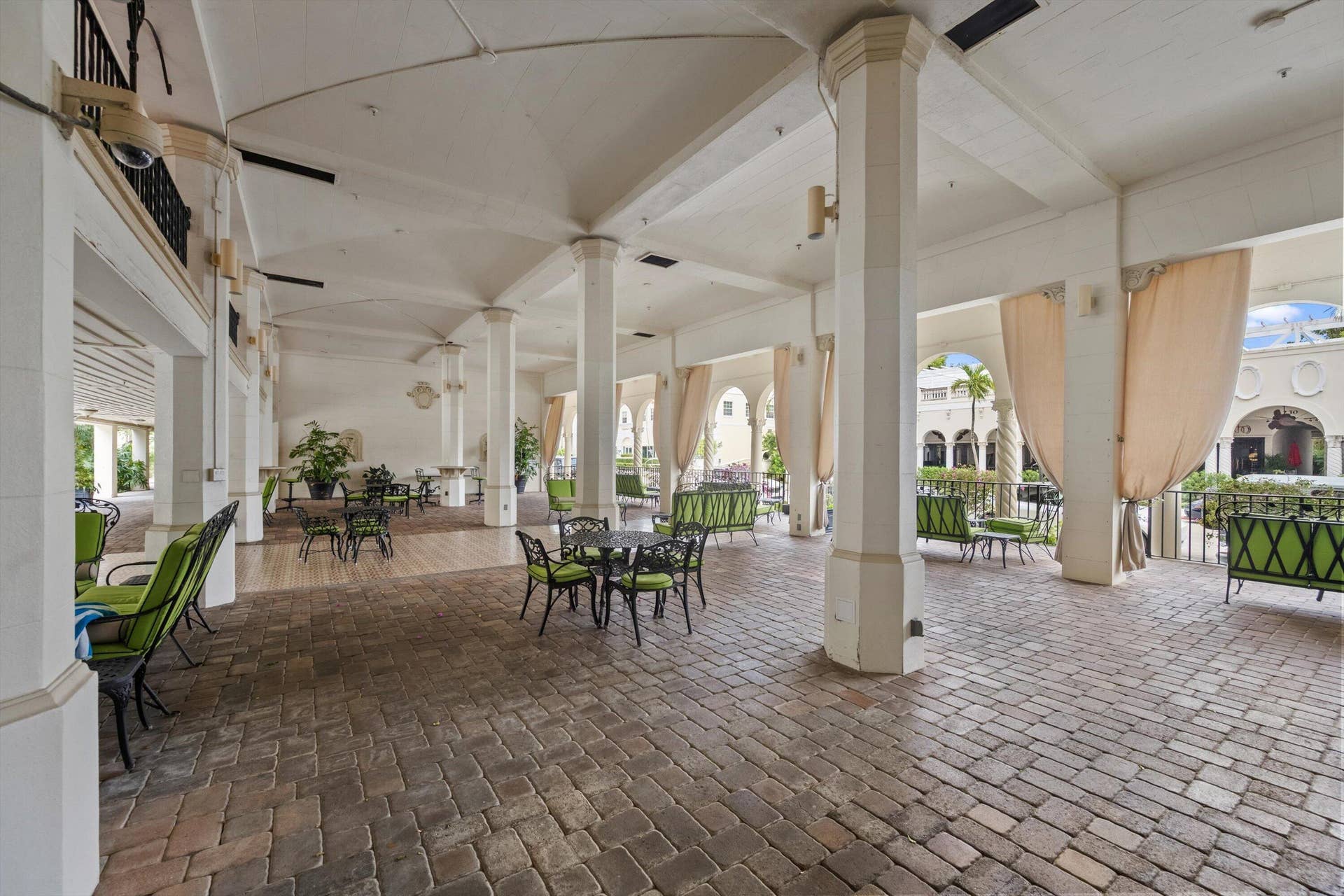 235 Sunrise Avenue, #3232, Palm Beach, FL 33480 21-DSC_4794