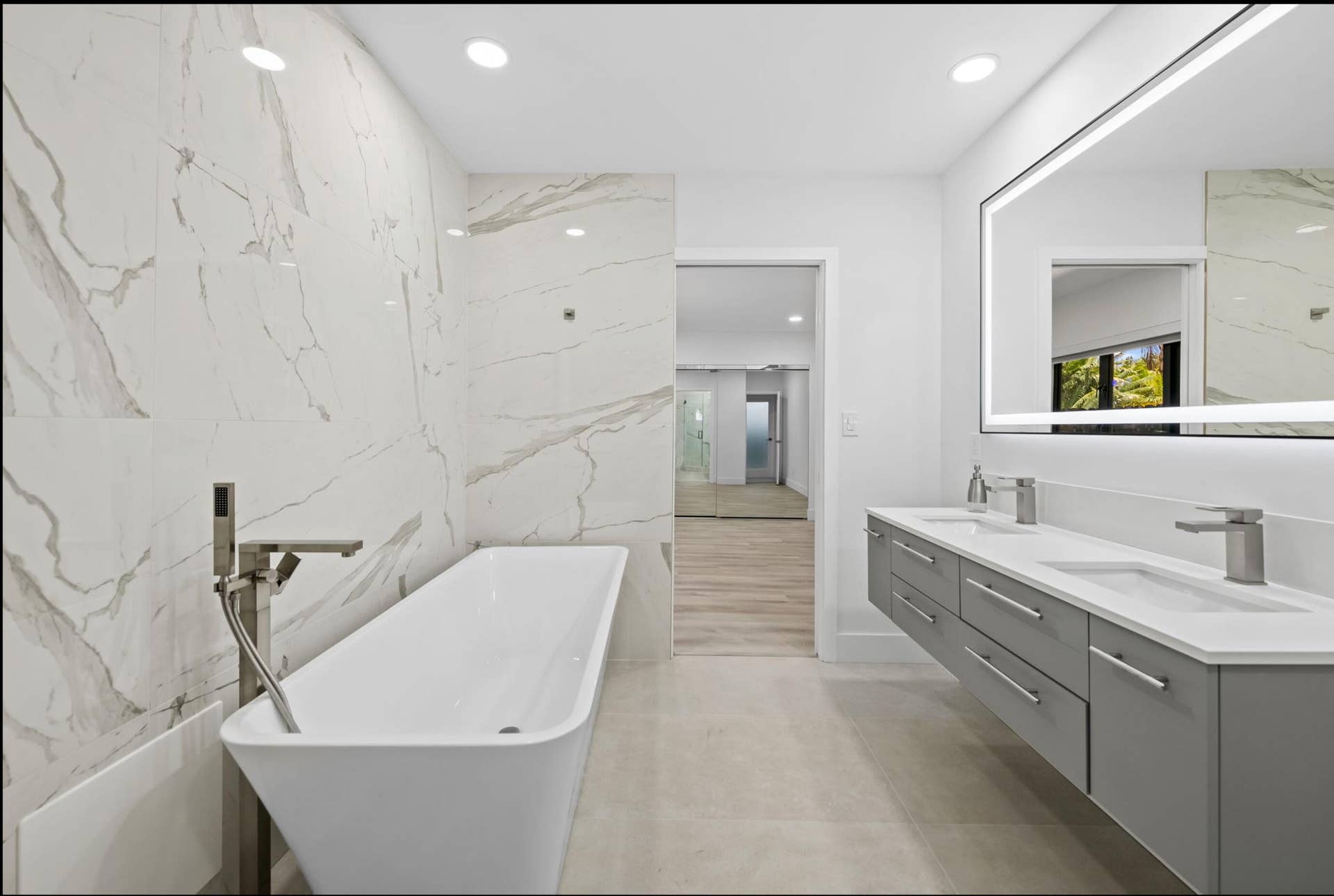 2811 NE 53rd Court, Lighthouse Point, FL 33064 Master Bath 2