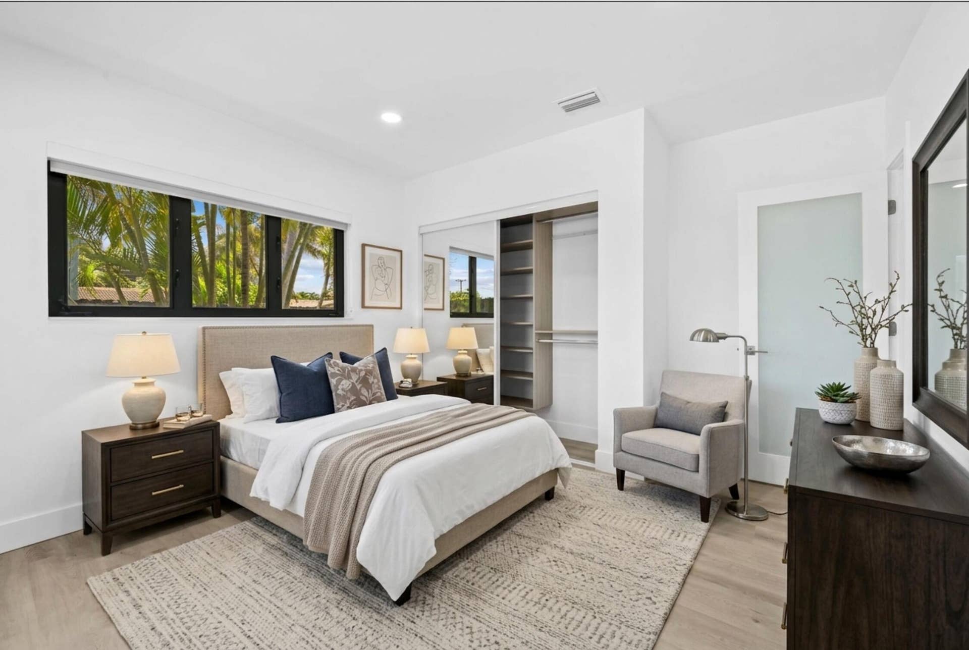 2811 NE 53rd Court, Lighthouse Point, FL 33064 Bedroom Staged