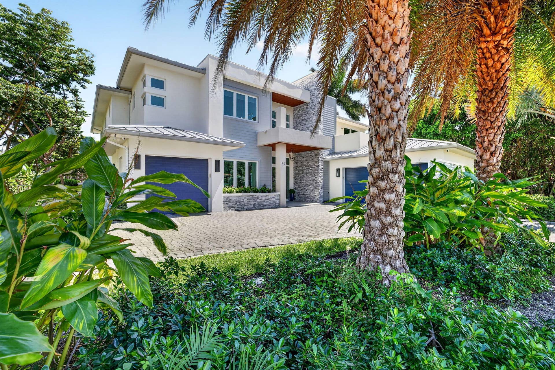 39 Pelican Drive, Fort Lauderdale, FL 33301 2-web-or-mls-a699A9748