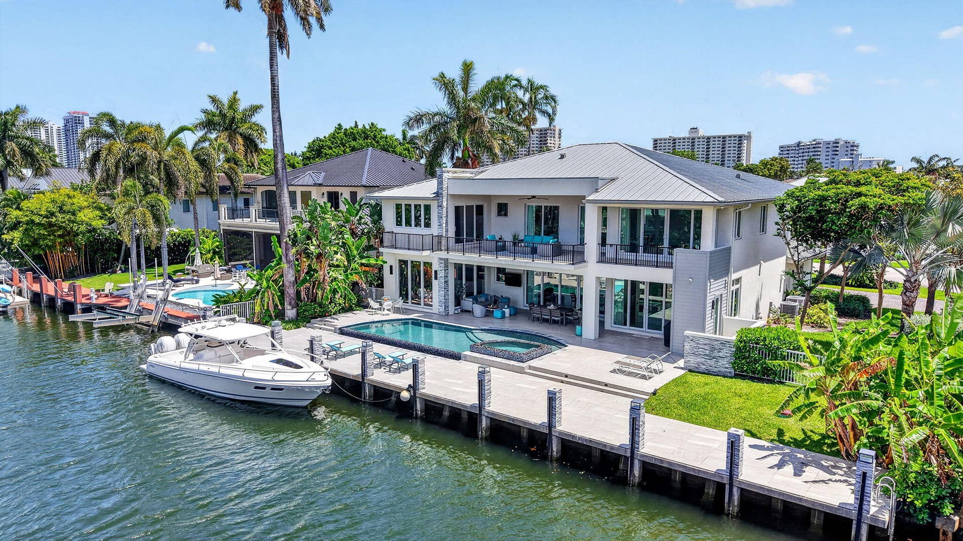 39 Pelican Drive, Fort Lauderdale, FL 33301 105-web-or-mls-DJI_20260520141354_0093_D