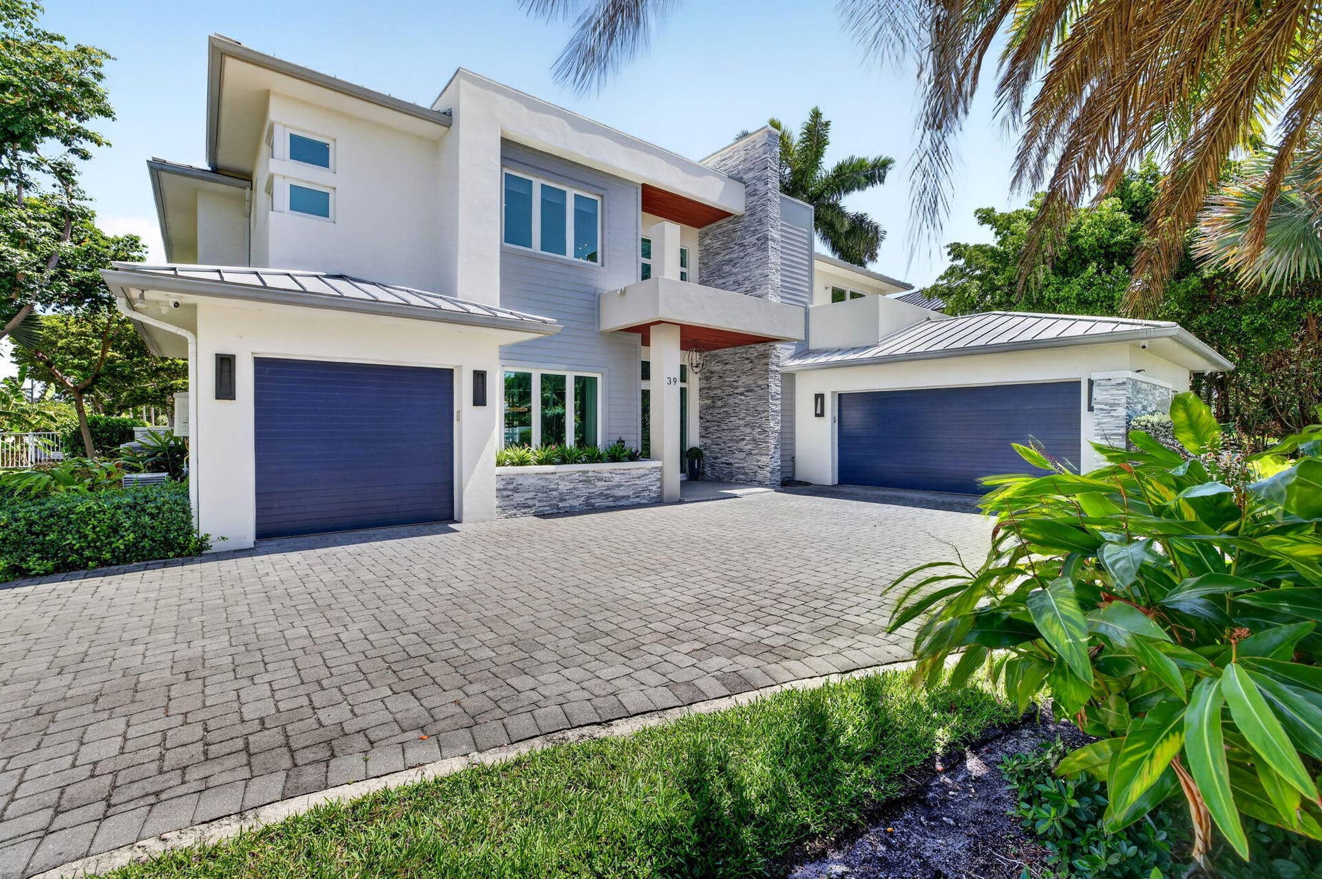 39 Pelican Drive, Fort Lauderdale, FL 33301 3-web-or-mls-a699A9815