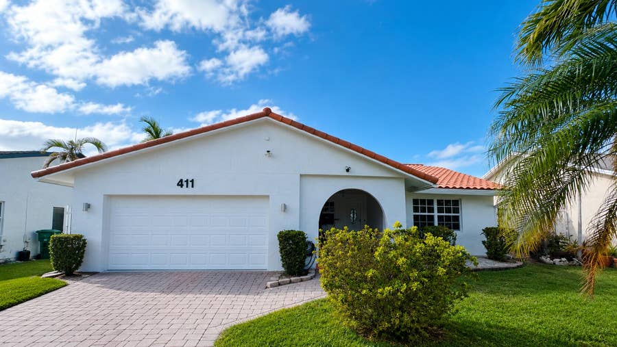 Property photo for 411 SE 4th Street, Dania Beach, FL