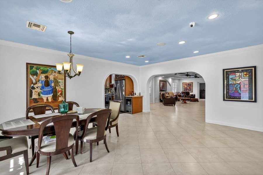 Property photo for 1412 NE 15th Avenue, Fort Lauderdale, FL