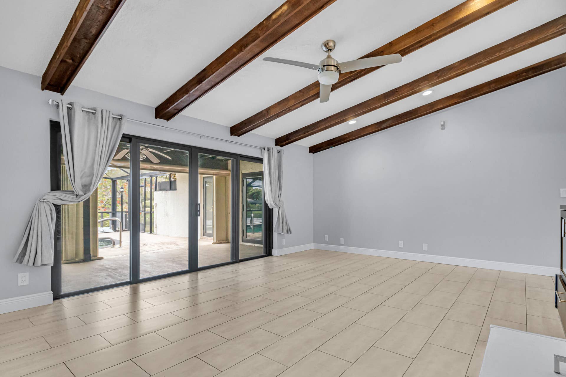 1083 NW 97th Avenue, Plantation, FL 33322 IMG_9908
