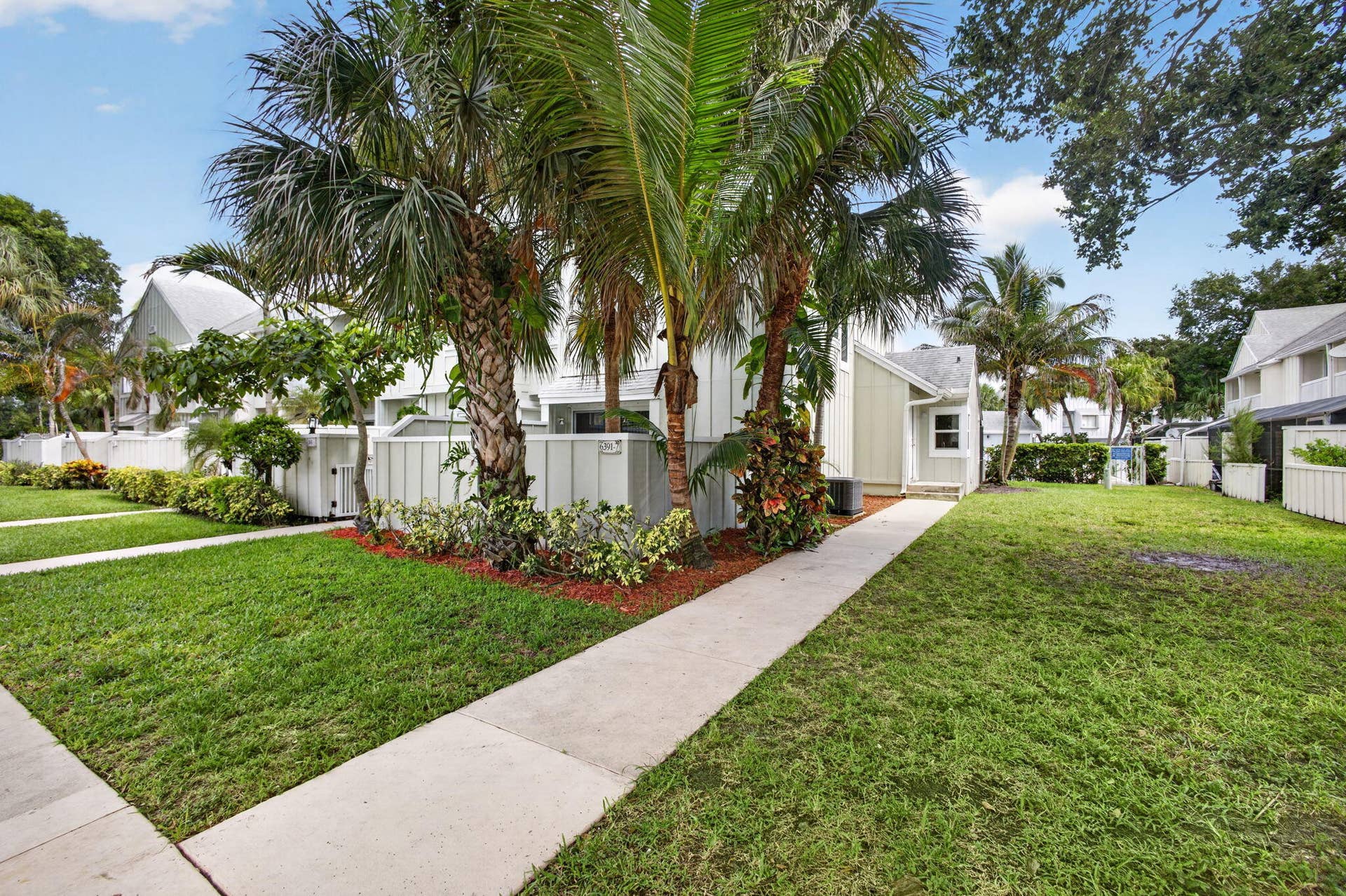 6391 Riverwalk Lane, #7, Jupiter, Jupiter, FL 33458 2-web-or-mls-5D1A5600