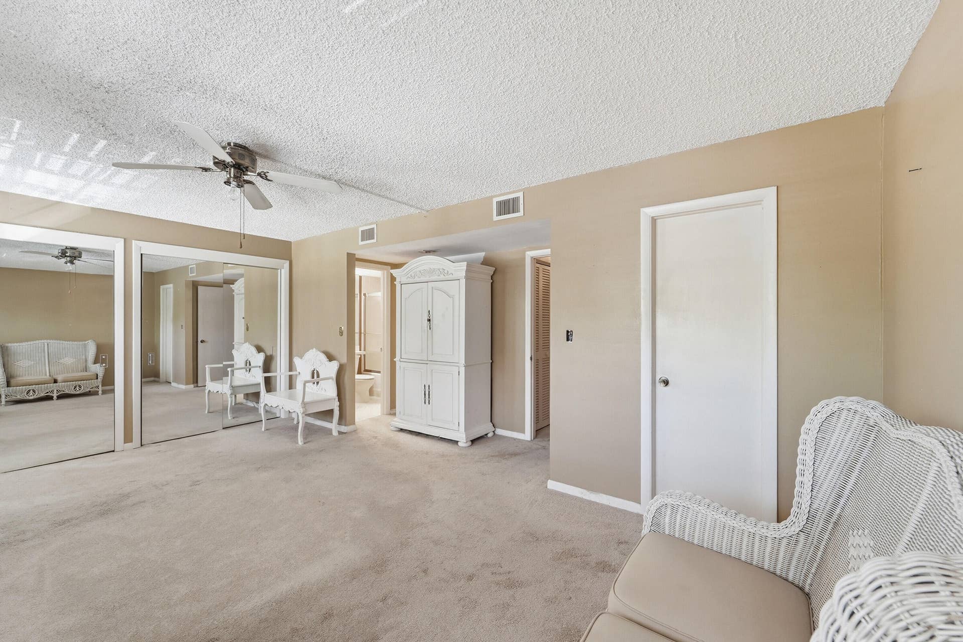 640 Tennis Club Drive, #103, Fort Lauderdale, FL 33311 24_primary bedroom