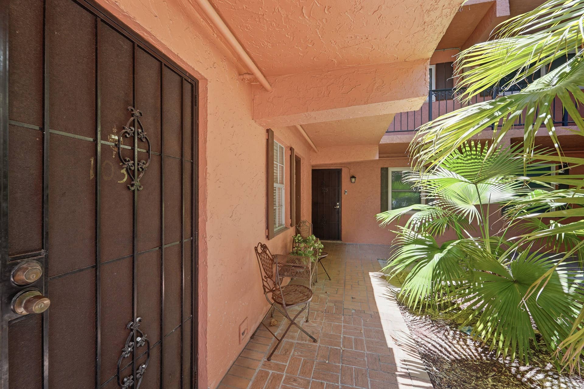 640 Tennis Club Drive, #103, Fort Lauderdale, FL 33311 07_exterior entry