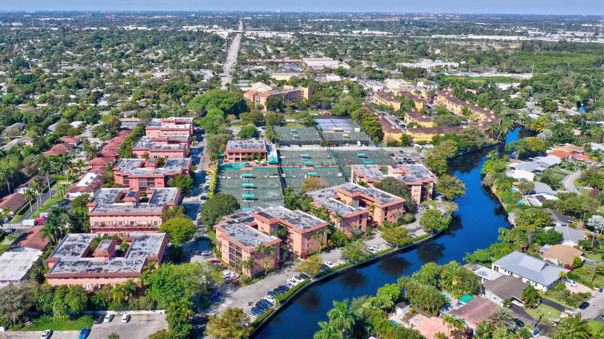 640 Tennis Club Drive, #103, Fort Lauderdale, FL 33311 02_dji_0826and4more