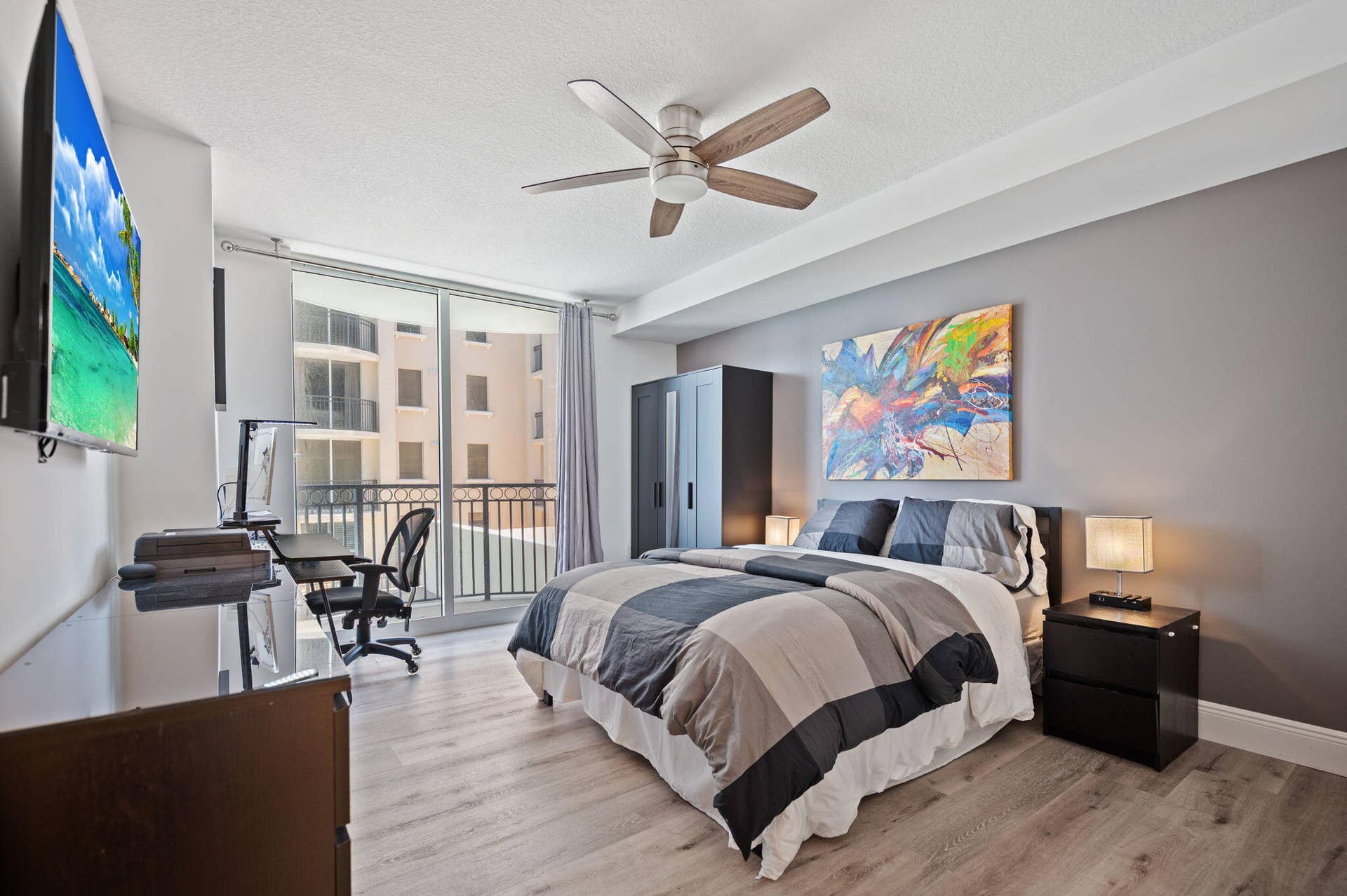 19-web-or-mls-2001-n-ocean-blvd-304