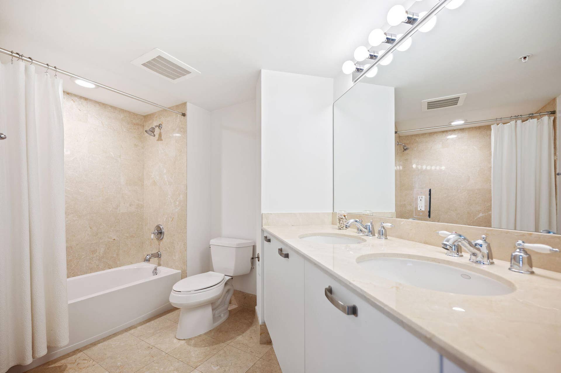 21-web-or-mls-2001-n-ocean-blvd-304