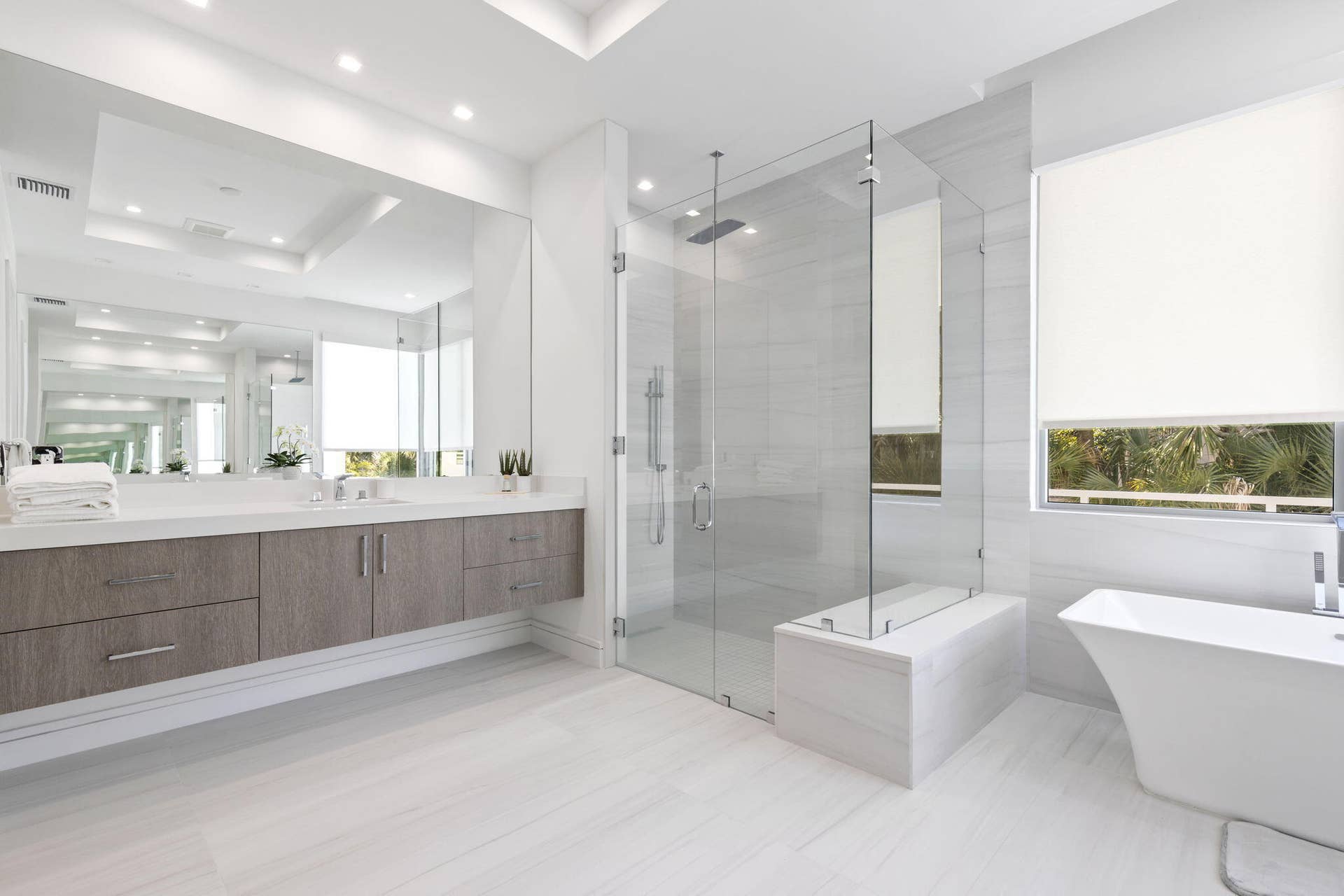 406 PRIMARY BATH 11