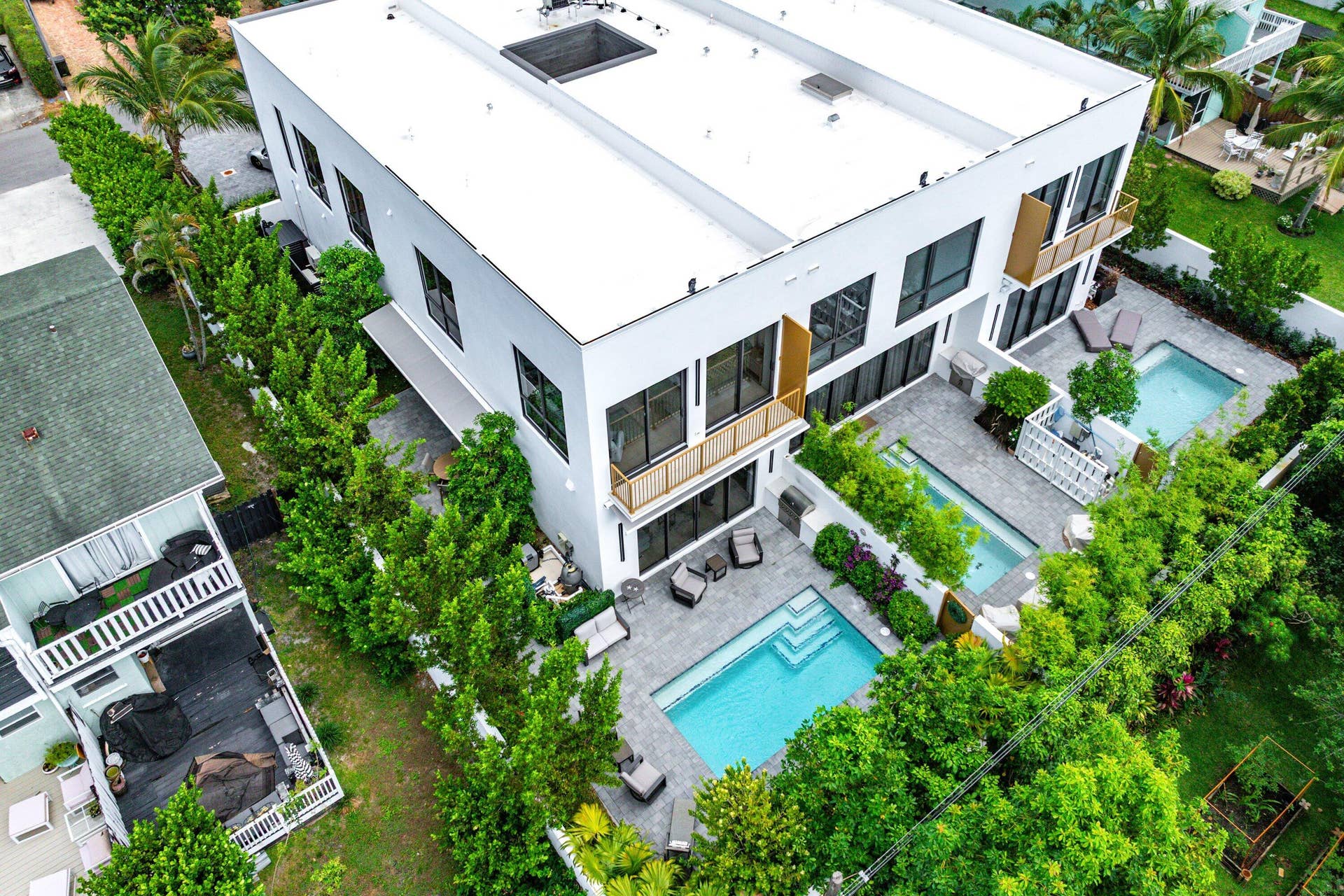 917 NE 8th Avenue, Delray Beach, FL 33483 042-917Northeast8thAvenue-DelrayBeach-FL