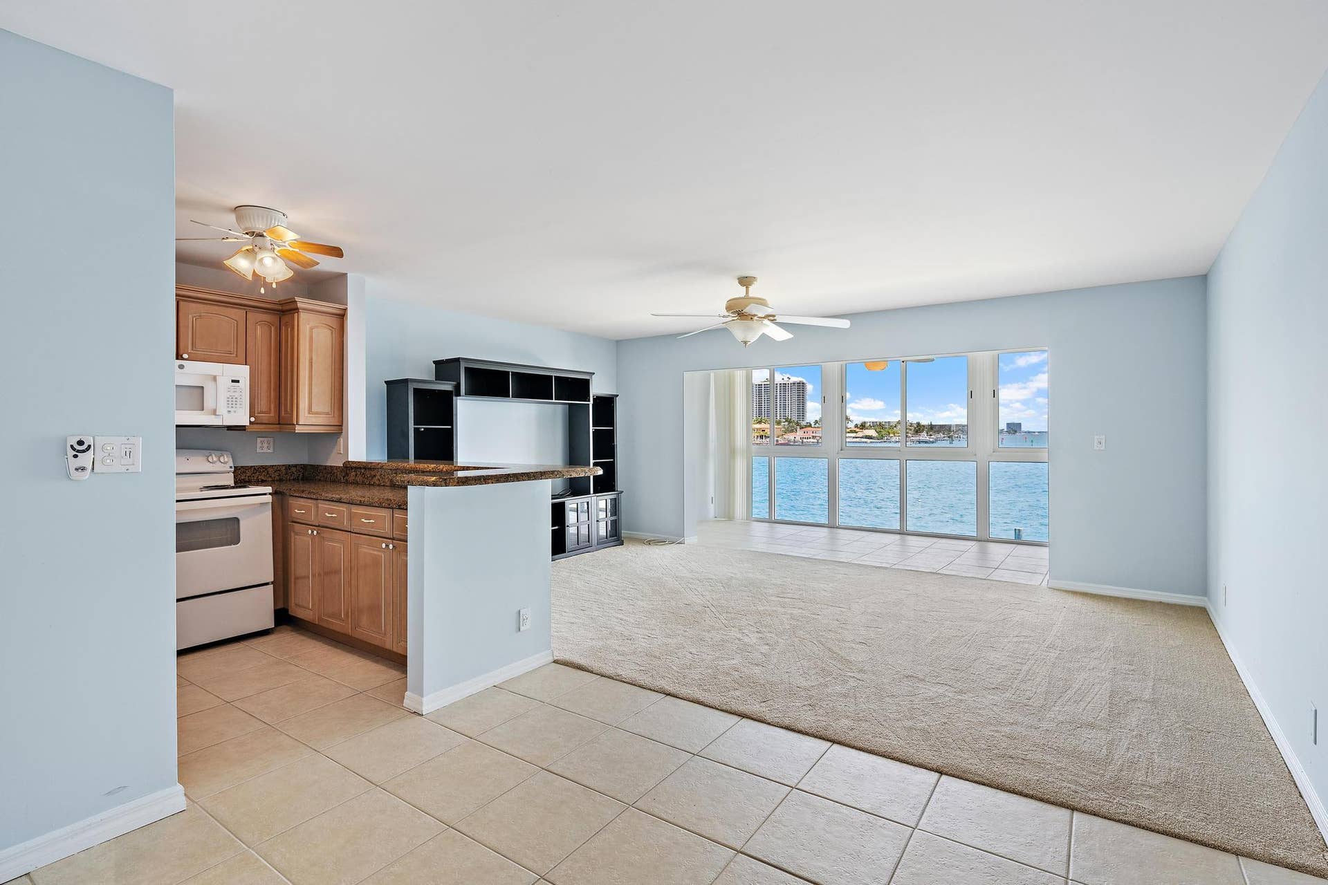 400 Wilma Circle, #206, Riviera Beach, FL 33404 400 Wilma Cir 206-1