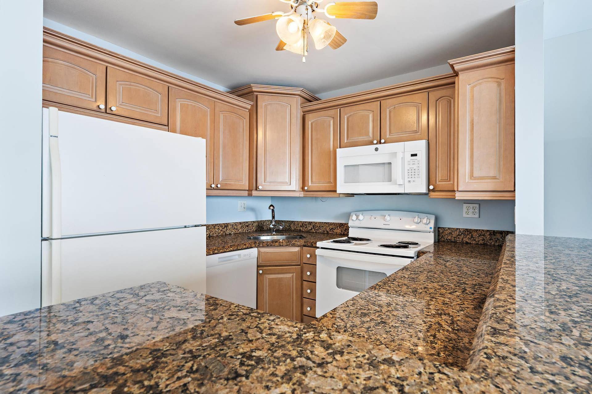 400 Wilma Circle, #206, Riviera Beach, FL 33404 400 Wilma Cir 206-3