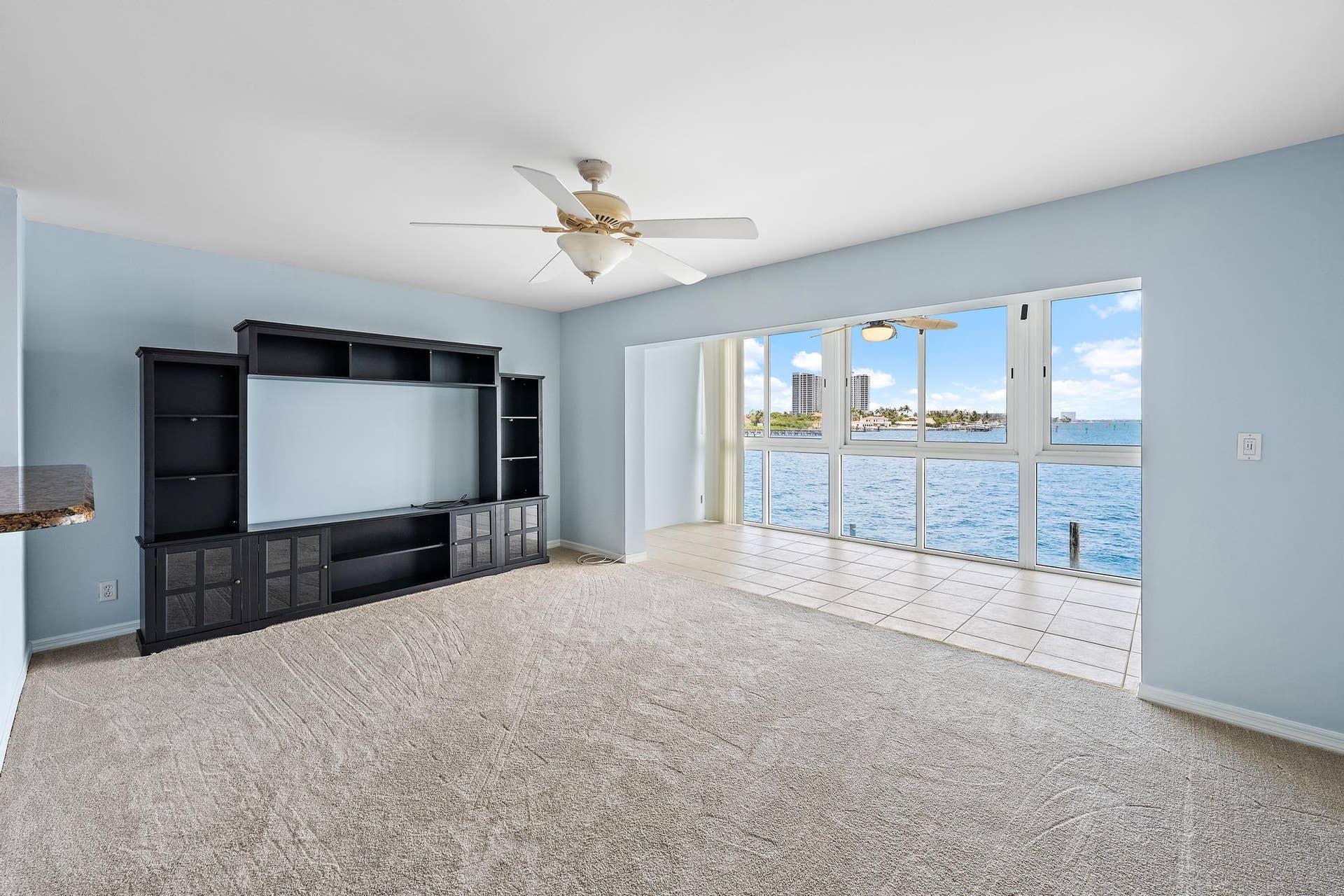 400 Wilma Circle, #206, Riviera Beach, FL 33404 400 Wilma Cir 206-5
