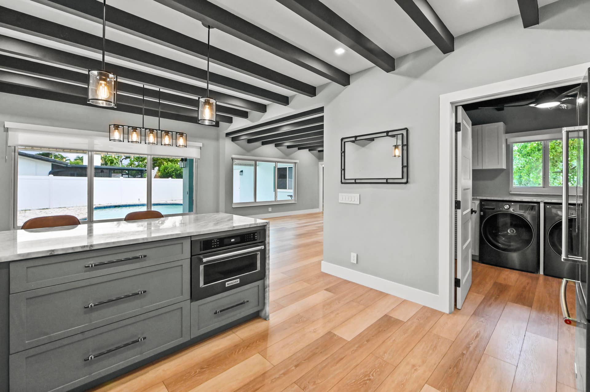 17 Kitchen 06