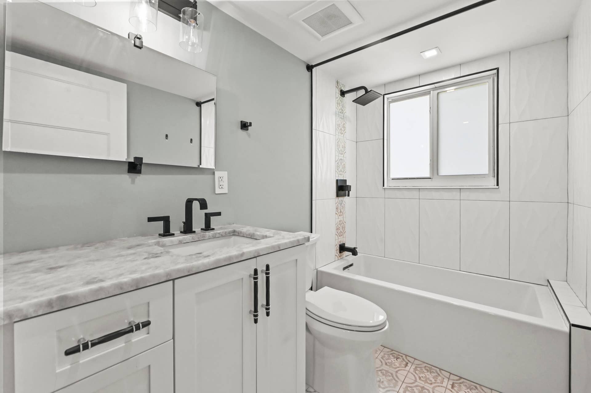 20 Bathroom 01