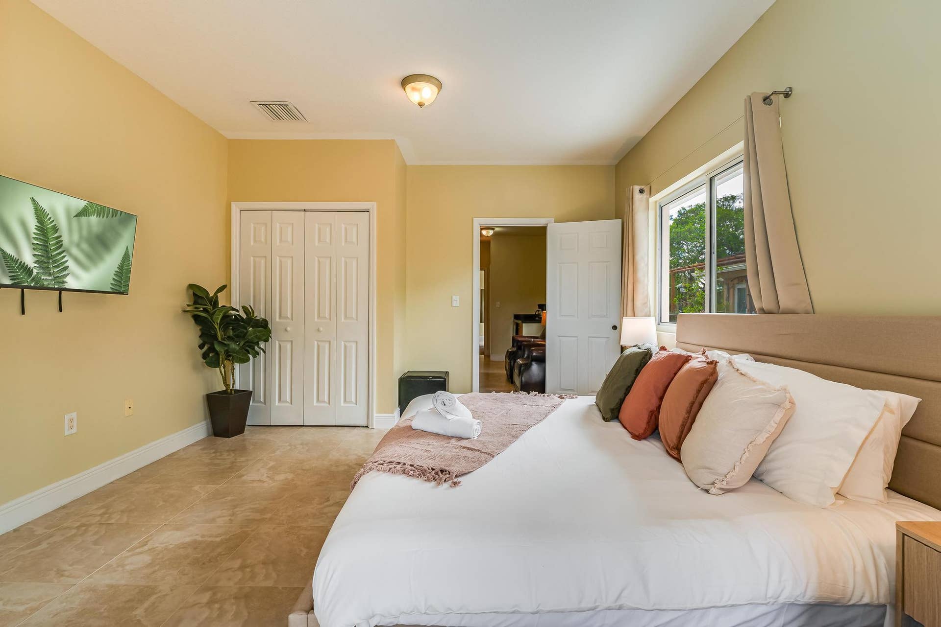 1721 SW 23rd Street, #1721, Fort Lauderdale, FL 33315 DSC051061