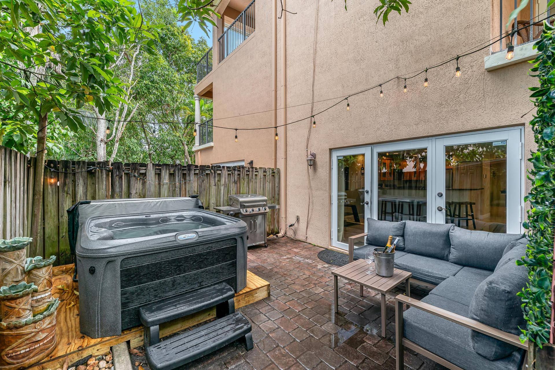 1721 SW 23rd Street, #1721, Fort Lauderdale, FL 33315 DSC05047