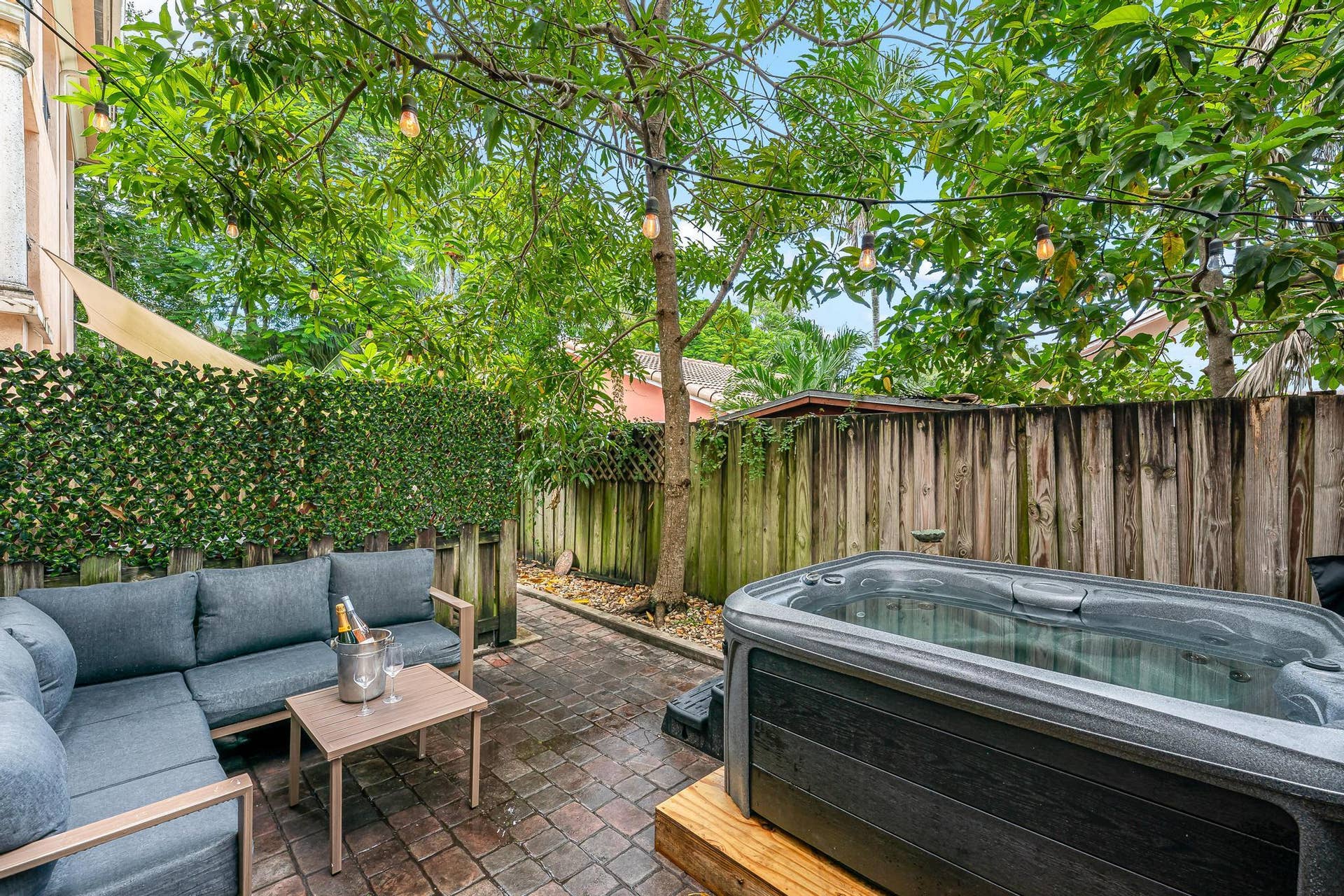 1721 SW 23rd Street, #1721, Fort Lauderdale, FL 33315 DSC05045