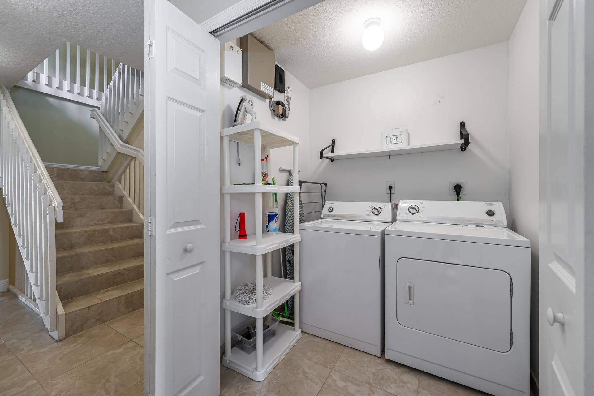 1721 SW 23rd Street, #1721, Fort Lauderdale, FL 33315 DSC05074