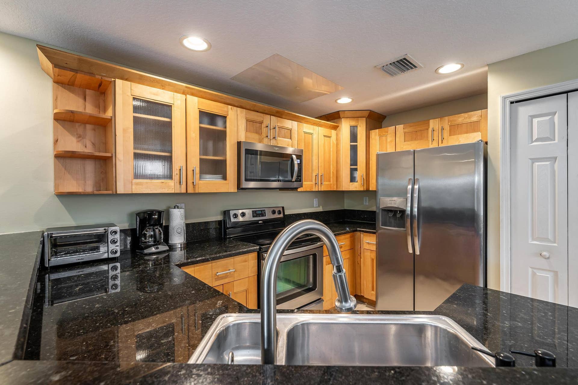 1721 SW 23rd Street, #1721, Fort Lauderdale, FL 33315 DSC05053