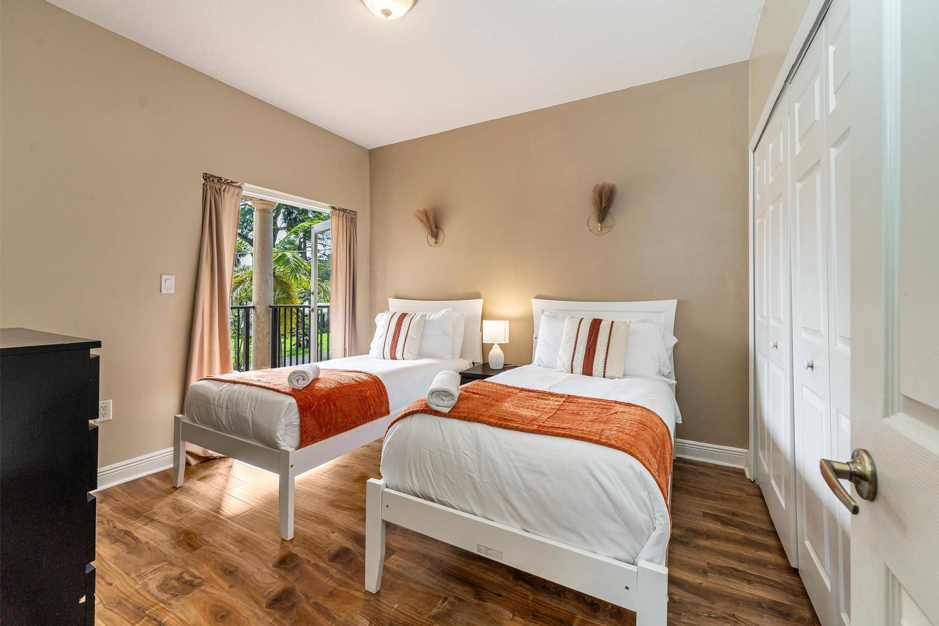 1721 SW 23rd Street, #1721, Fort Lauderdale, FL 33315 DSC05069