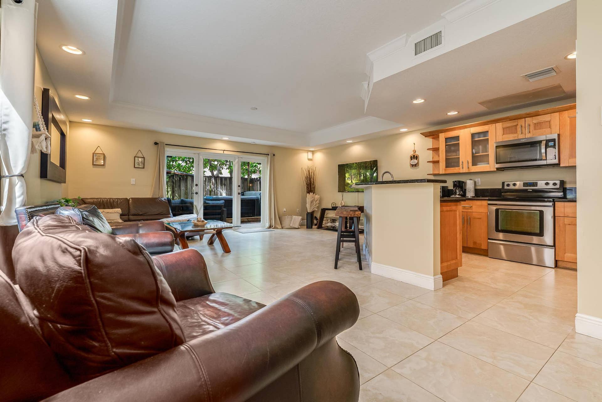 1721 SW 23rd Street, #1721, Fort Lauderdale, FL 33315 DSC050541