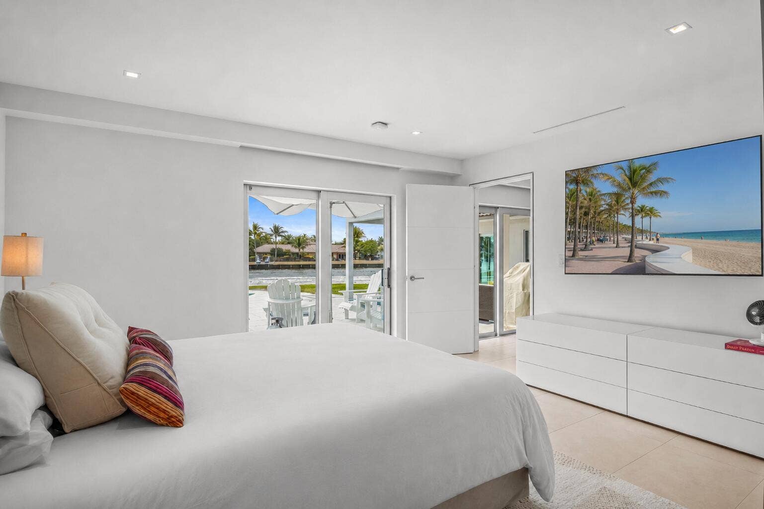 35 Castle Harbor Isle Drive, Fort Lauderdale, FL 33308 35 Castle Harbor