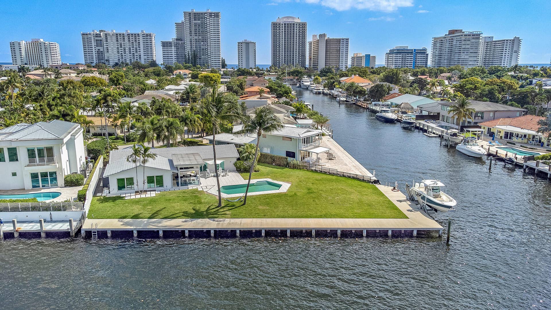 35 Castle Harbor Isle Drive, Fort Lauderdale, FL 33308 35 Castle