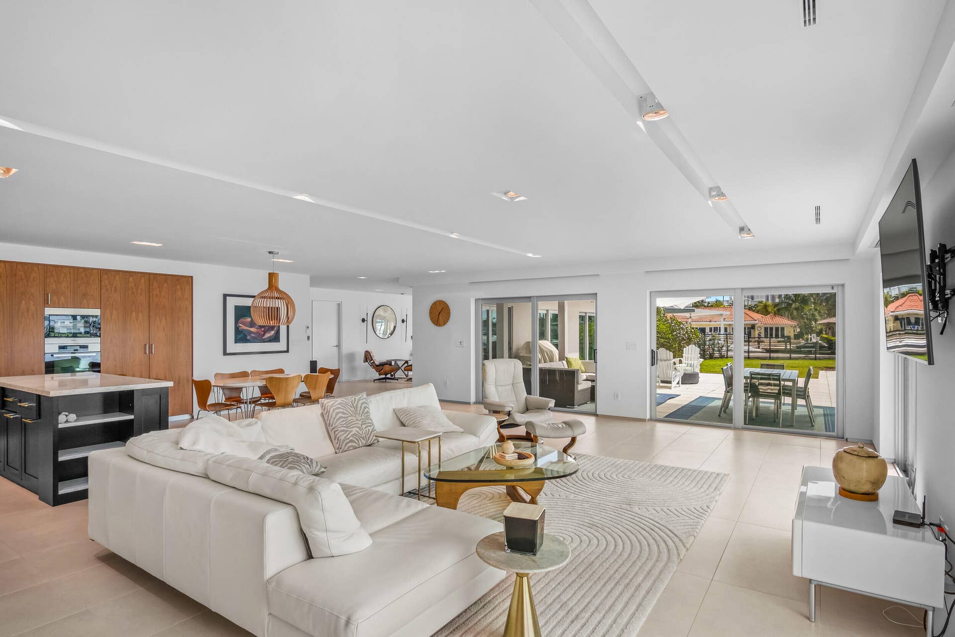 35 Castle Harbor Isle Drive, Fort Lauderdale, FL 33308 12_good-09