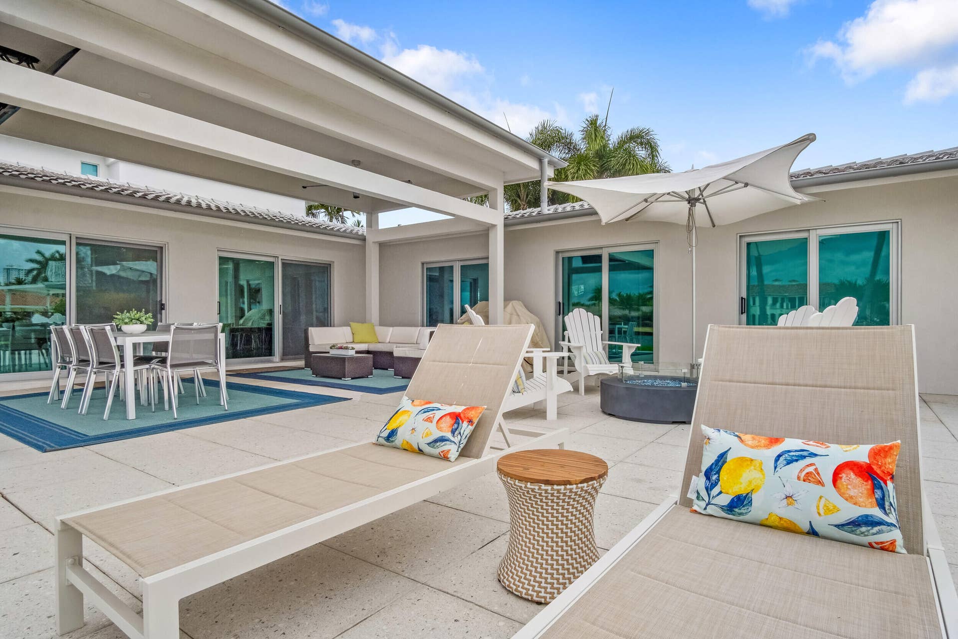 35 Castle Harbor Isle Drive, Fort Lauderdale, FL 33308 35 Castle