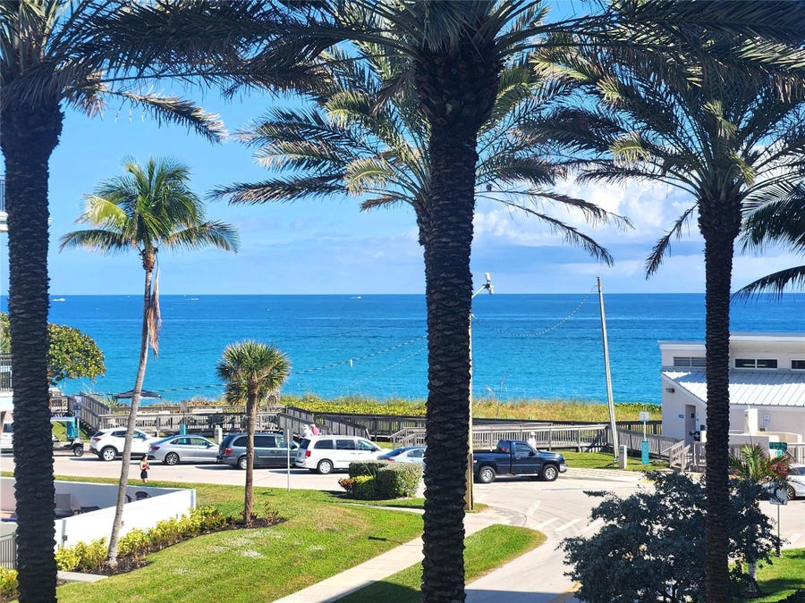 Property photo for 701 SE 21st Avenue, #304, Deerfield Beach, FL