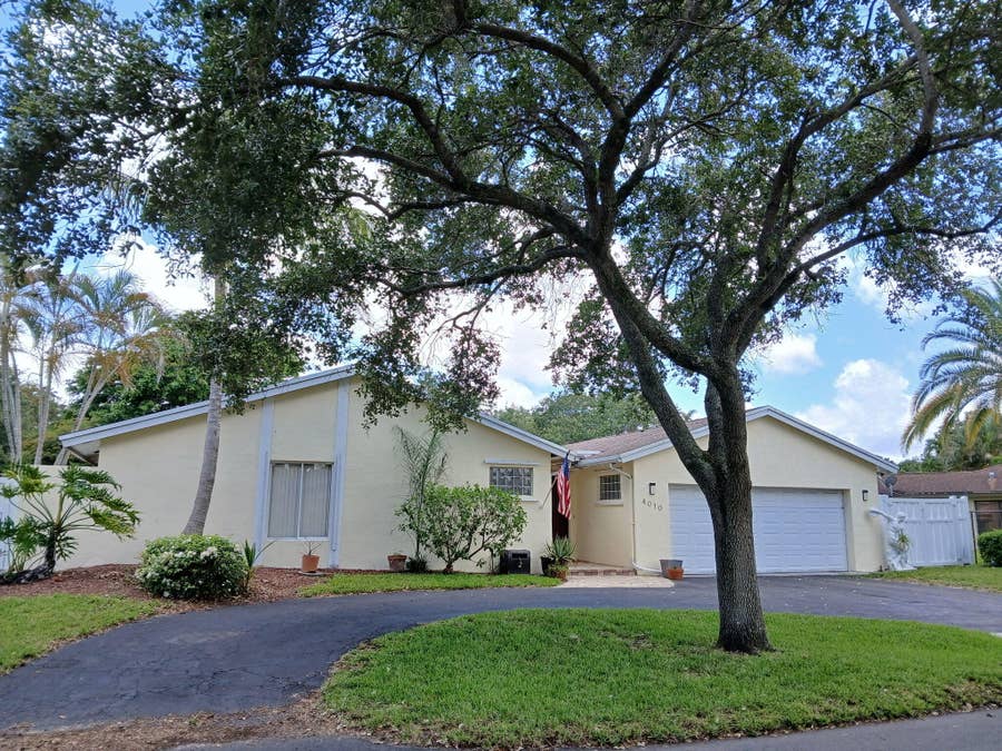 Property photo for 4010 W Sailboat Drive, Cooper City, FL