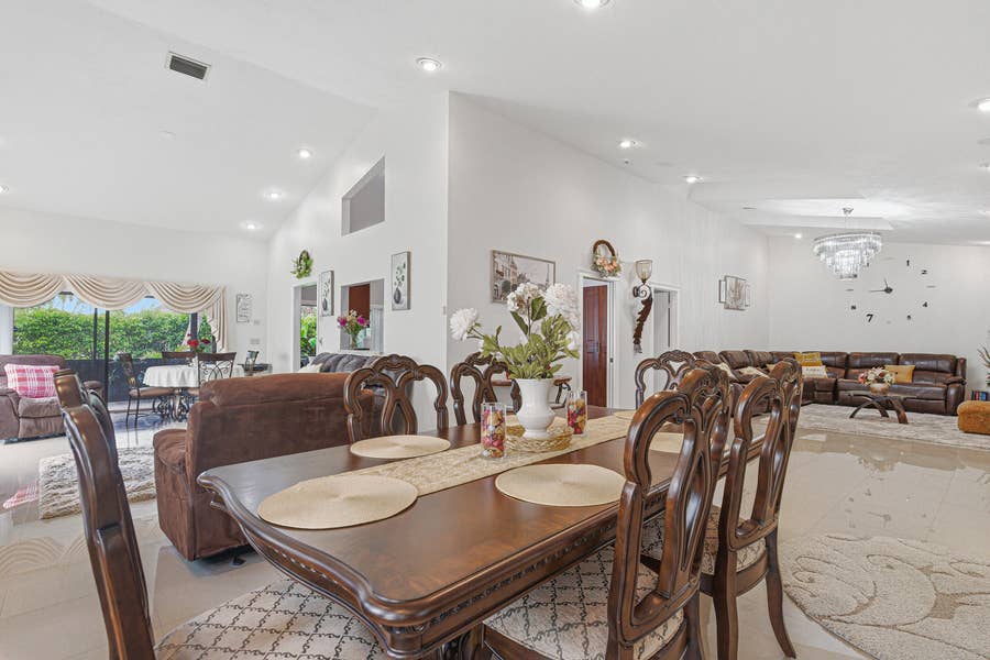 Property photo for 7040 Golf Pointe Circle, Tamarac, FL