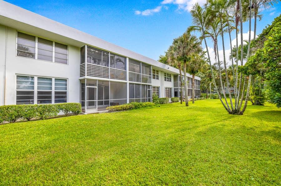 Property photo for 4200 Oaks Terrace, #104, Pompano Beach, FL
