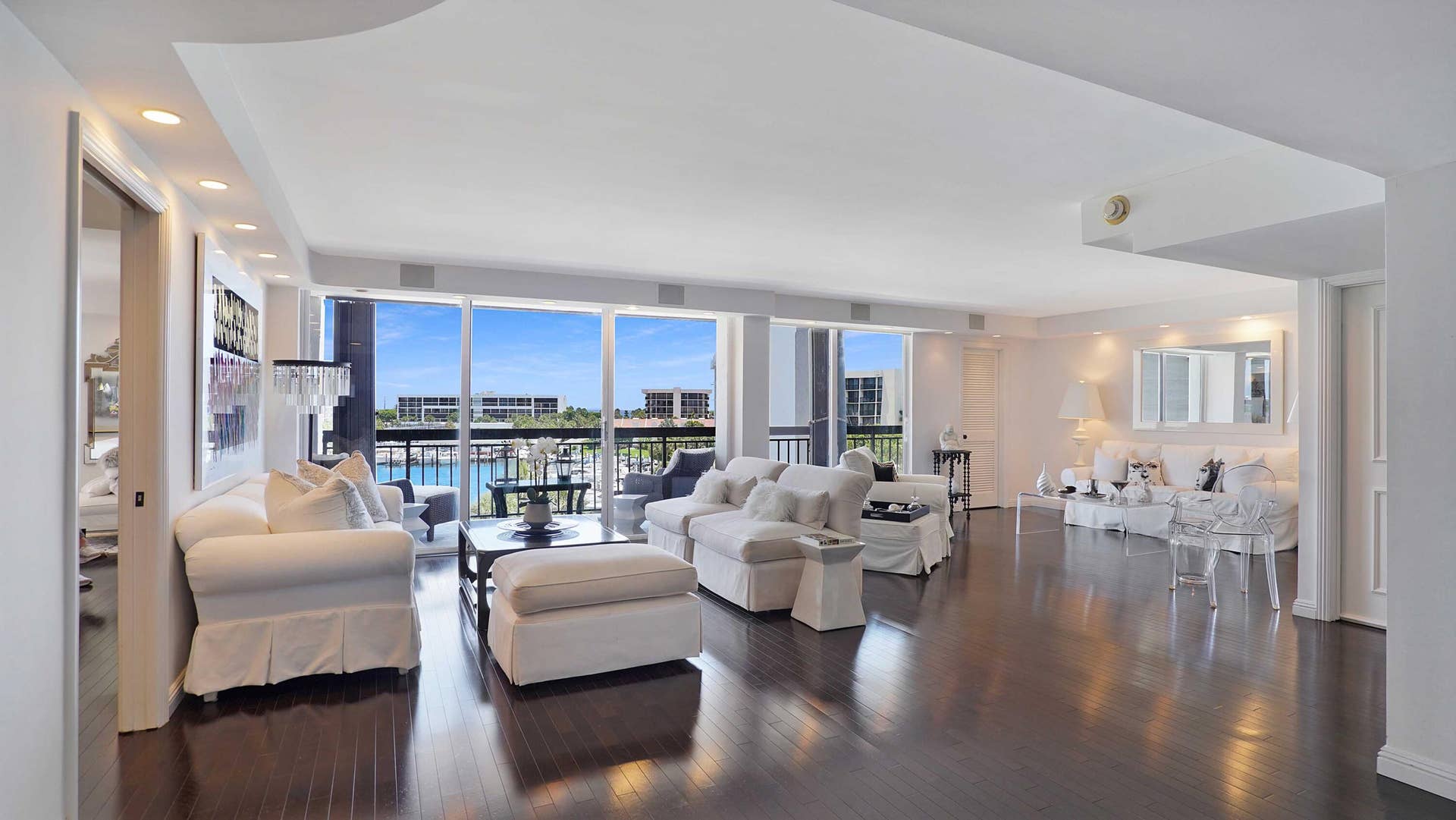 2697 N Ocean Boulevard, #F-505, Boca Raton, FL 33431 boca-raton-luxury-condo-505f-primary-bed