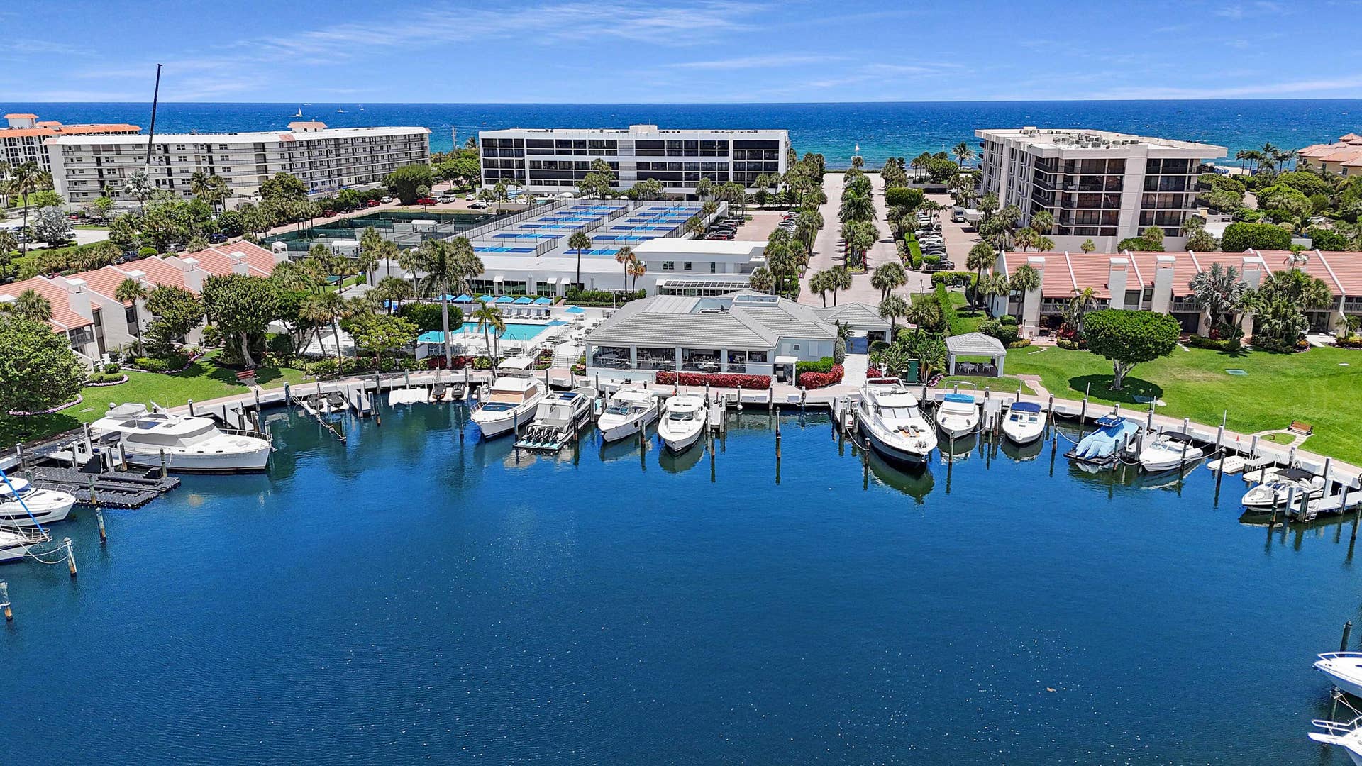 2697 N Ocean Boulevard, #F-505, Boca Raton, FL 33431 boca-raton-luxury-condo-yacht-and-racque