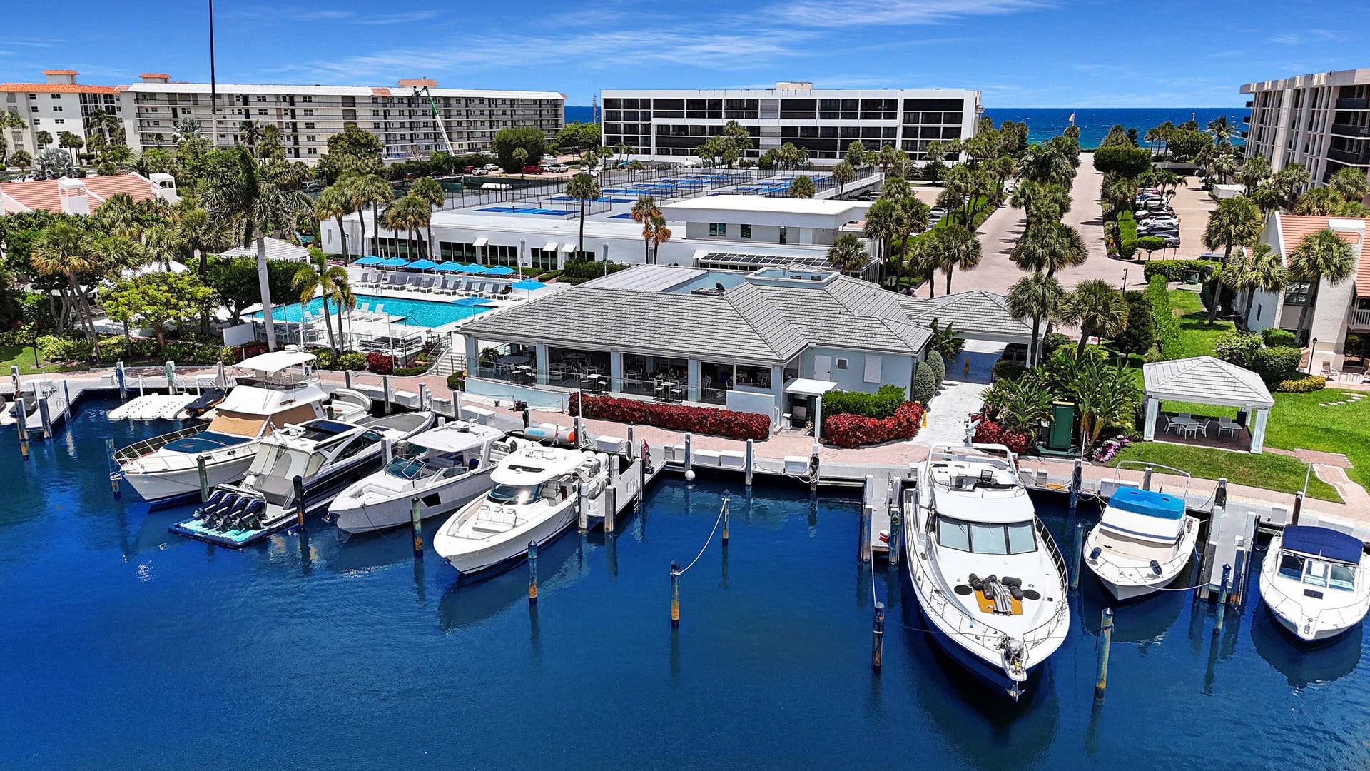 2697 N Ocean Boulevard, #F-505, Boca Raton, FL 33431 Private Club Lifestyle