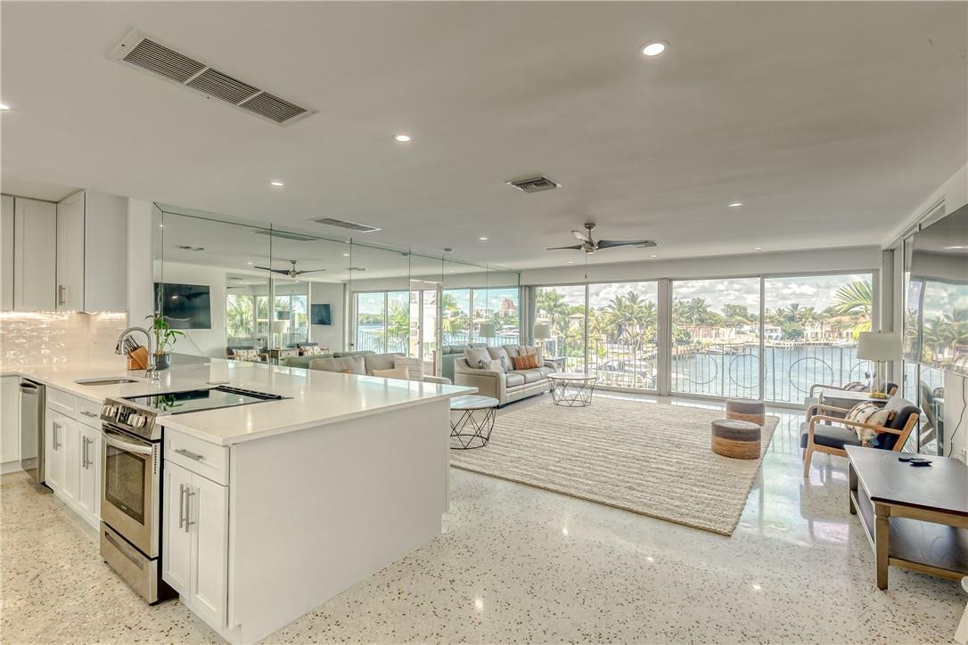 2717 Yacht Club Boulevard, #6e, Fort Lauderdale, Fort Lauderdale, FL 33304 open living / dining / kitchen