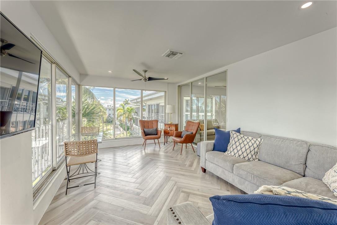 2717 Yacht Club Boulevard, #6e, Fort Lauderdale, Fort Lauderdale, FL 33304 enclosed patio
