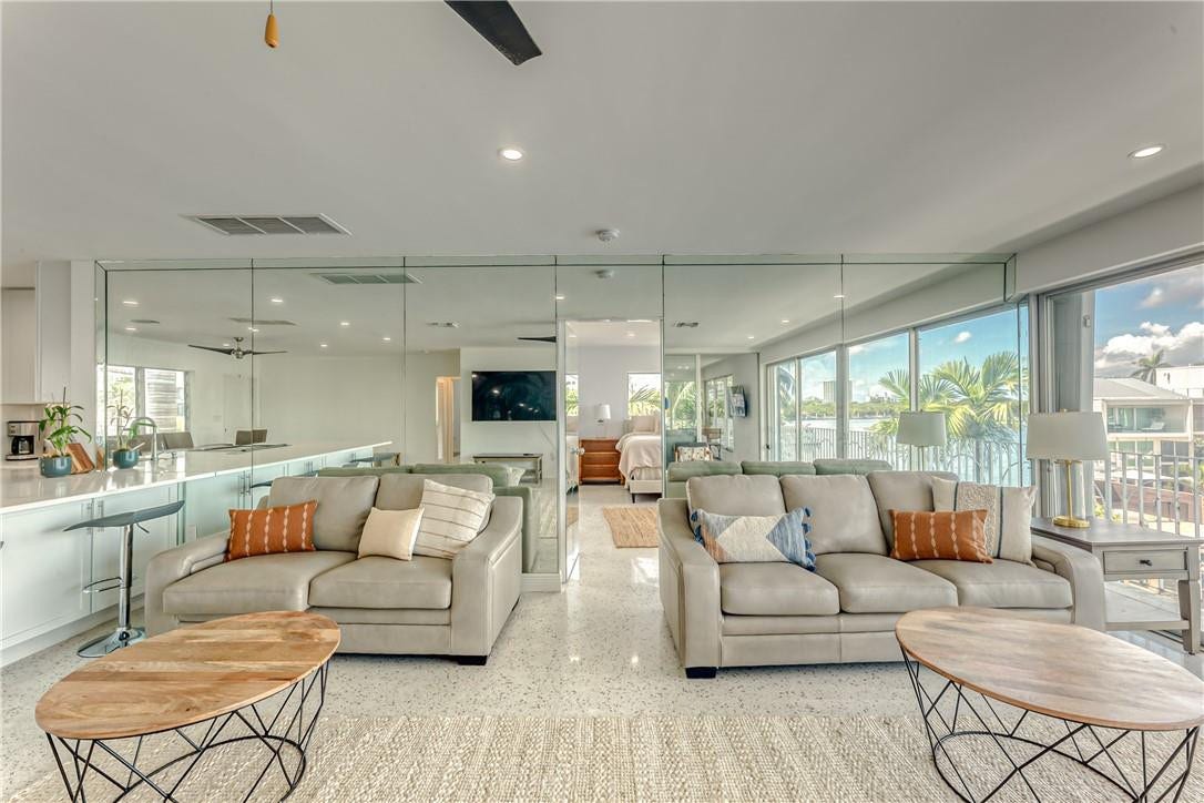 2717 Yacht Club Boulevard, #6e, Fort Lauderdale, Fort Lauderdale, FL 33304 entry to m main bedroom