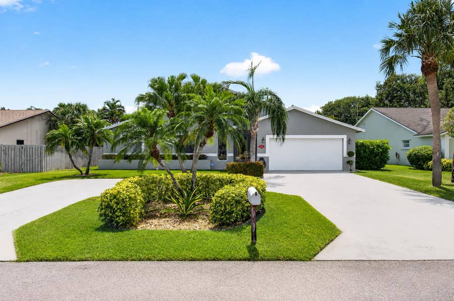 Property photo for 3001 Eagle Drive, Delray Beach, FL