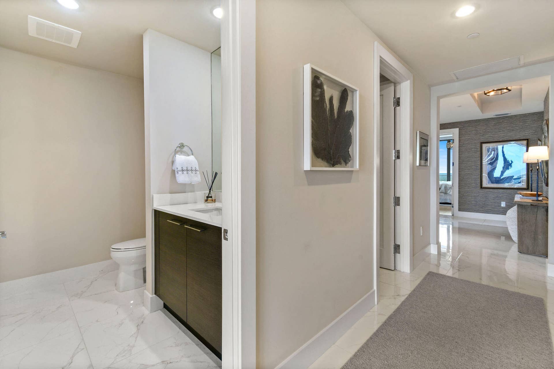 1 Water Club Way, #1602, North Palm Beach, FL 33408 1WaterClbWay#1602(43)