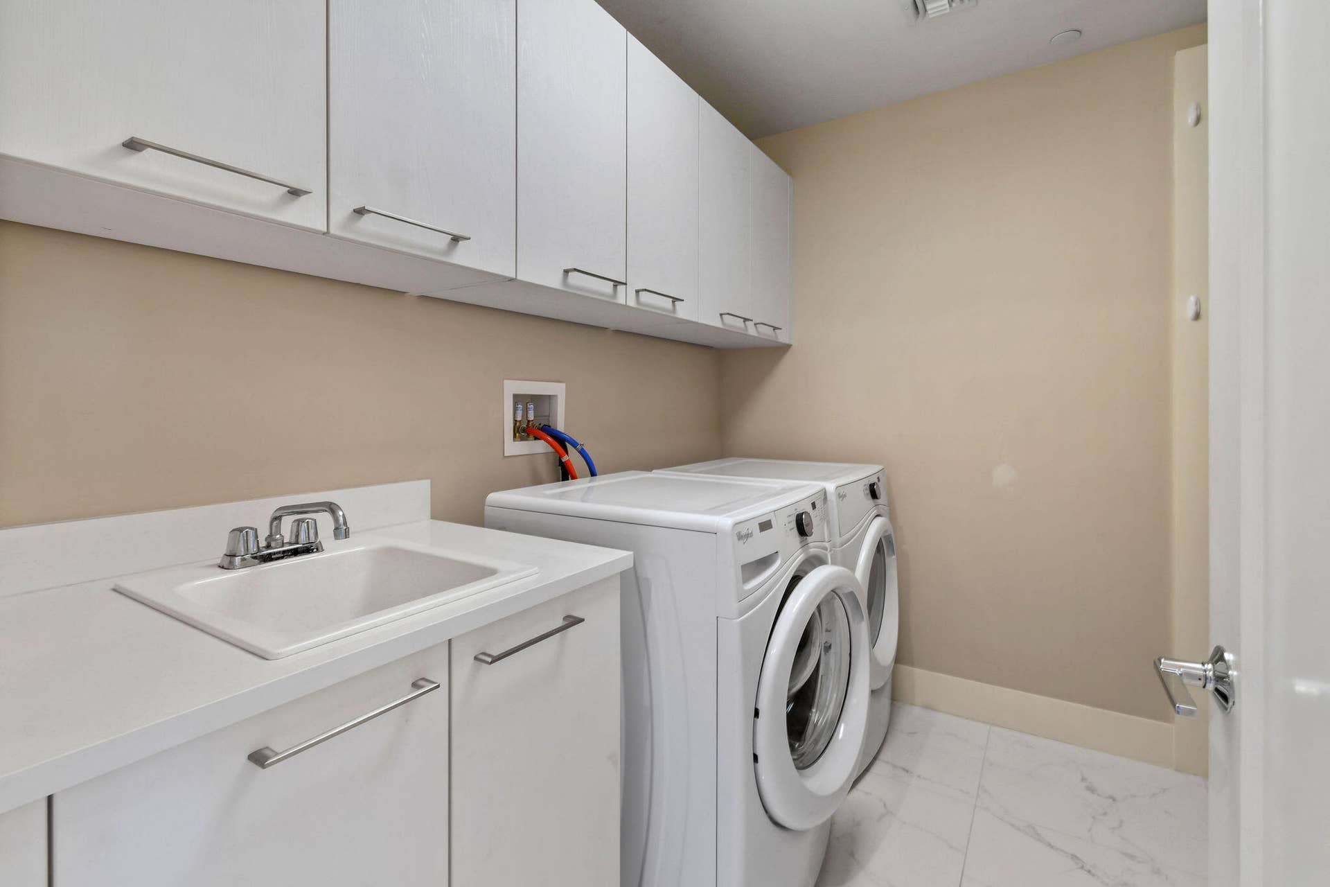 1 Water Club Way, #1602, North Palm Beach, FL 33408 1WaterClbWay#1602(46)