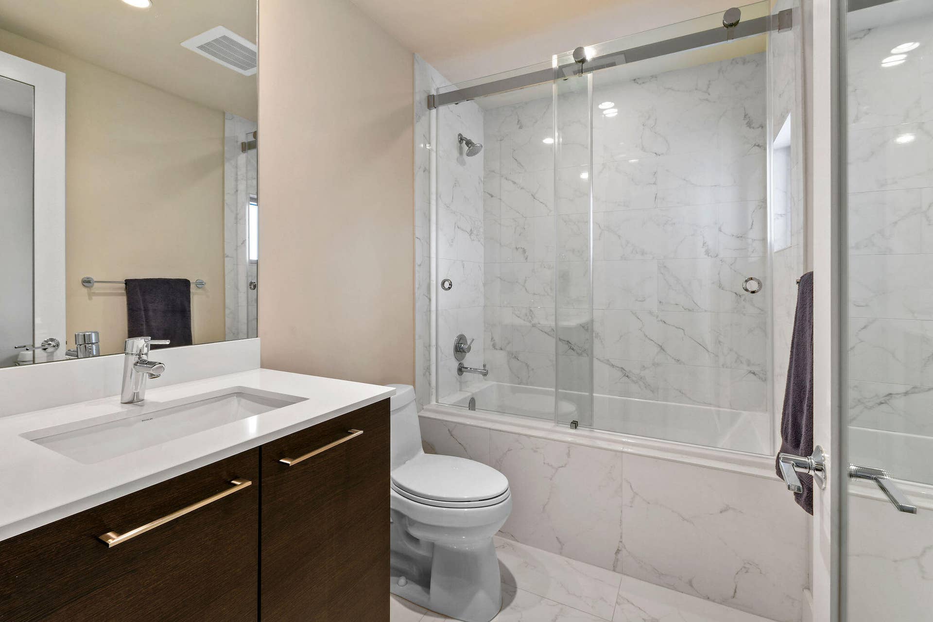 1 Water Club Way, #1602, North Palm Beach, FL 33408 1WaterClbWay#1602(53)