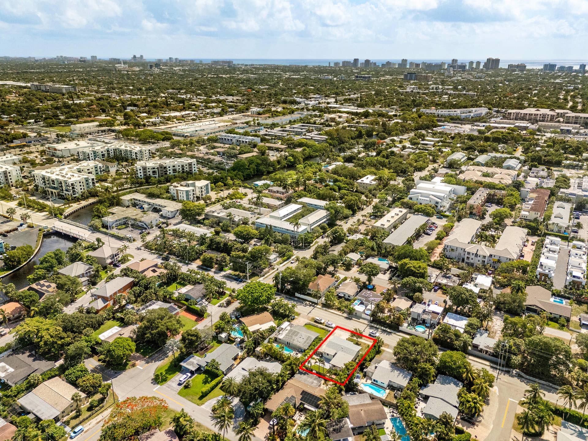 2733 NE 6th Avenue, Wilton Manors, FL 33334 Great location